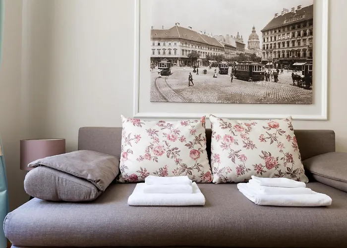 Cozy Downtown Apartament *