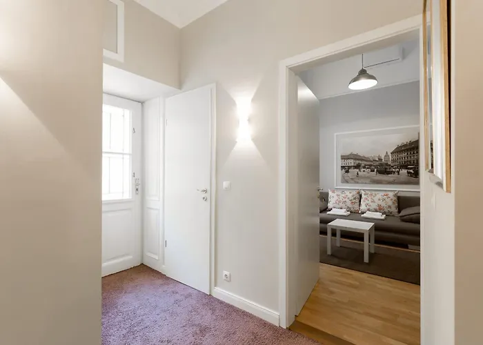 Cozy Downtown Apartment Budapest